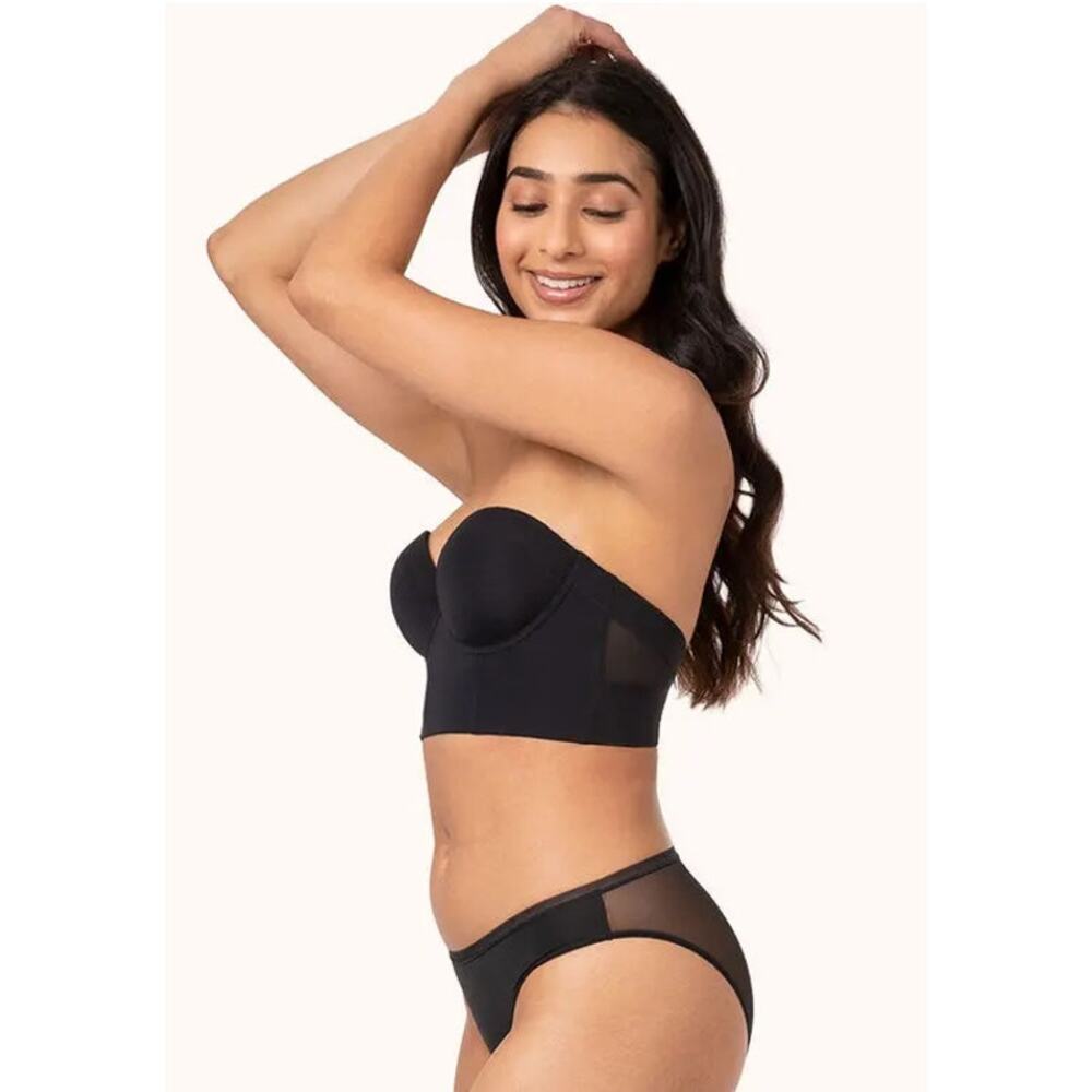 Seamless Strapless Bra in Tan - Picture 11 of 12